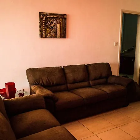 Lejlighed Capella Cosy In The Centre Of Town Larnaca