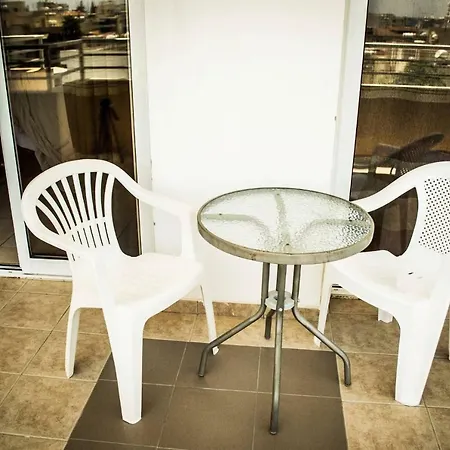 Lejlighed Capella Cosy In The Centre Of Town Larnaca